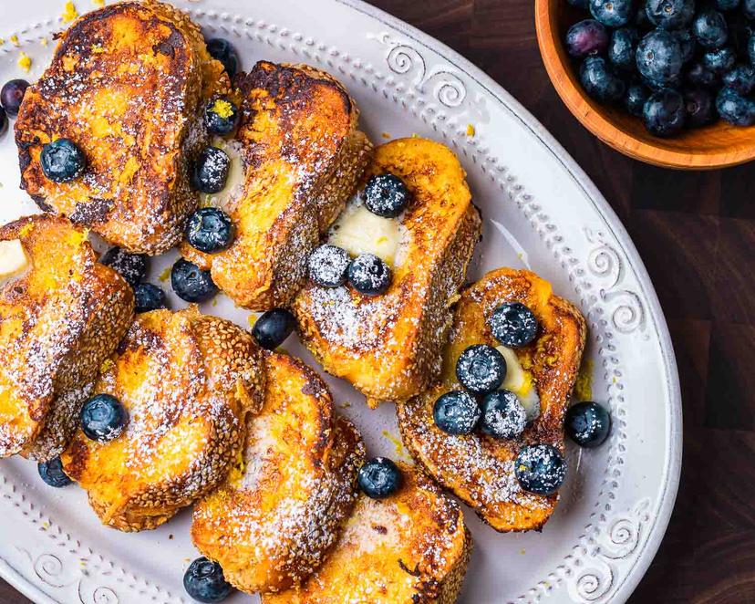 French toast with blueberries